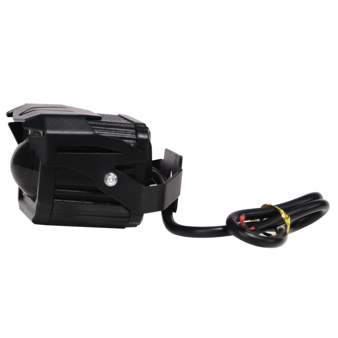 Phare <tc>Hawk Pro</tc>