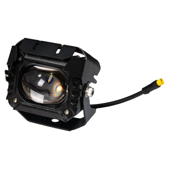 Phare <tc>Hawk Pro</tc>