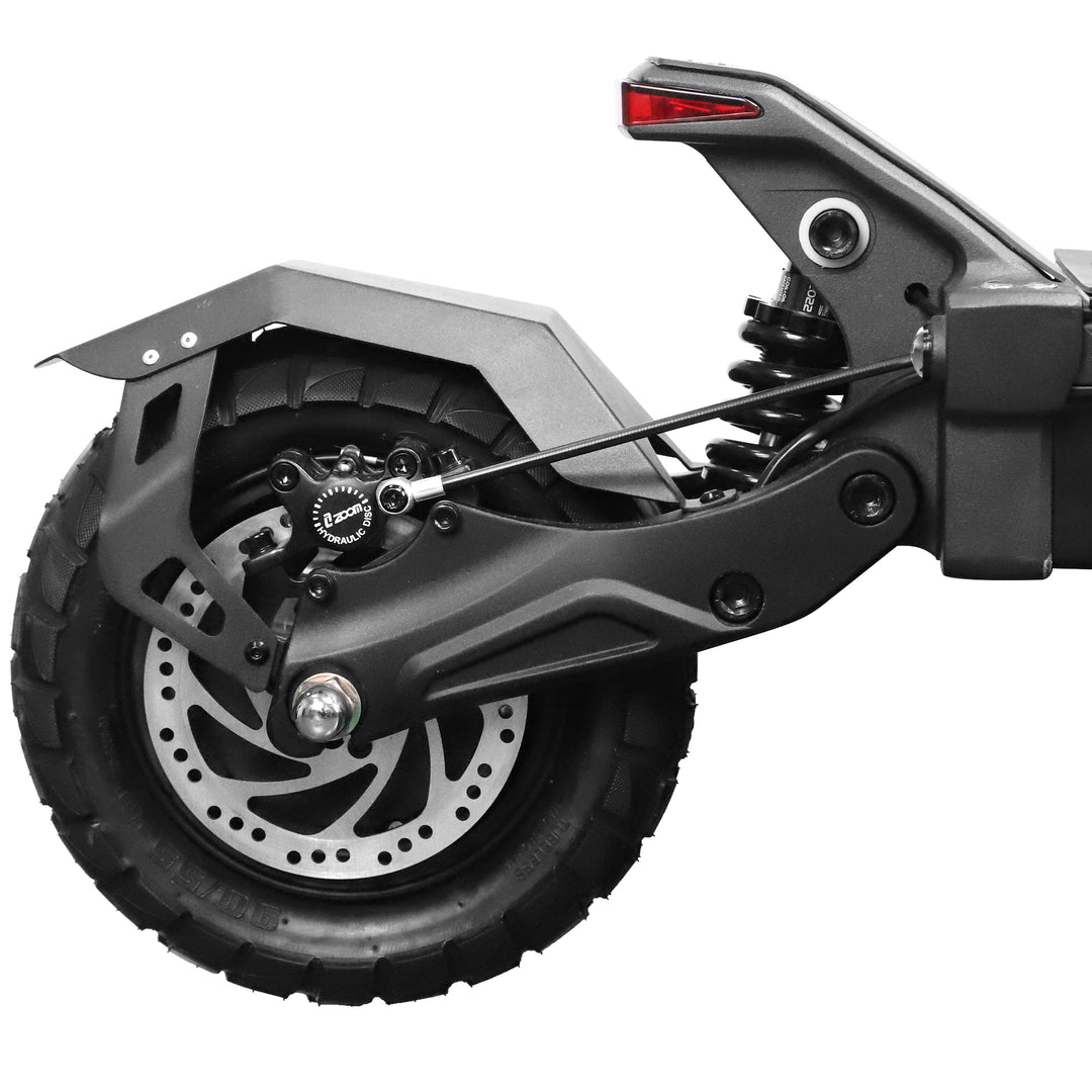 Motornabe M 10 & <tc>Hawk</tc>